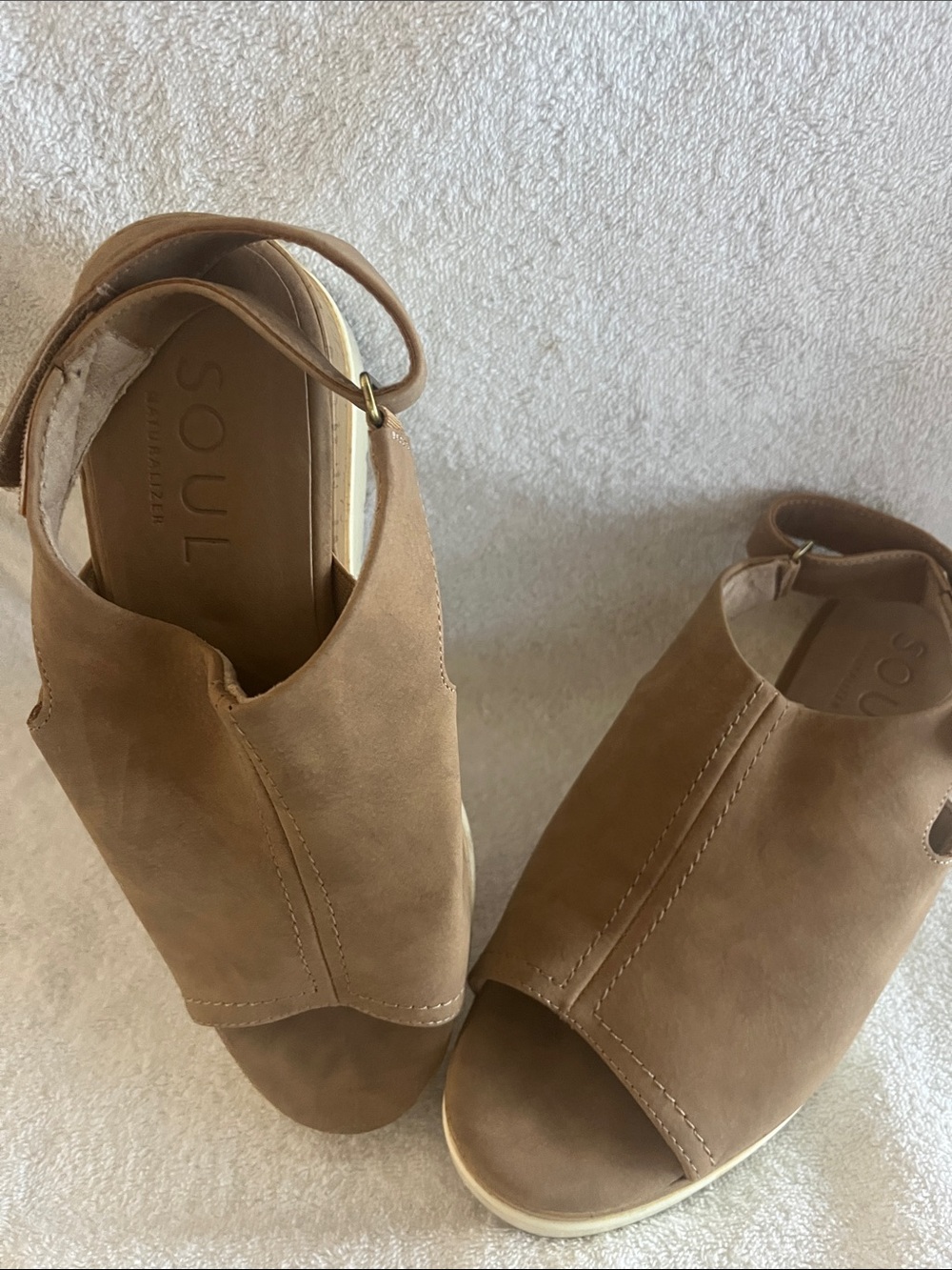 SOUL Naturalizer Women's Tan Peep-Toe Wedge Sandals with Ankle Strap